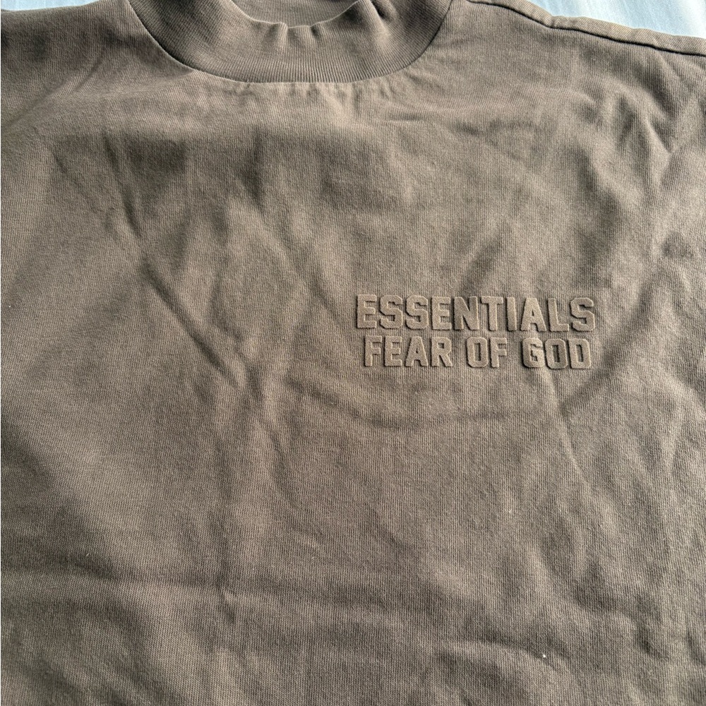 Kids brown shirt (fits like women’s s)
